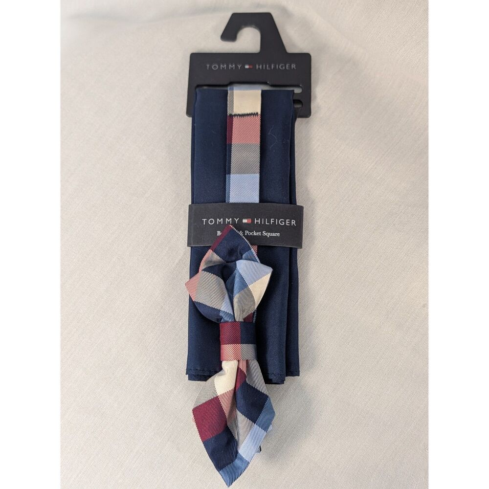 Tommy Hilfiger Bow Tie & Pocket Square Set Plaid Navy Red Blue NWT